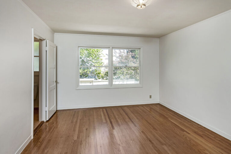 Bedroom (1)