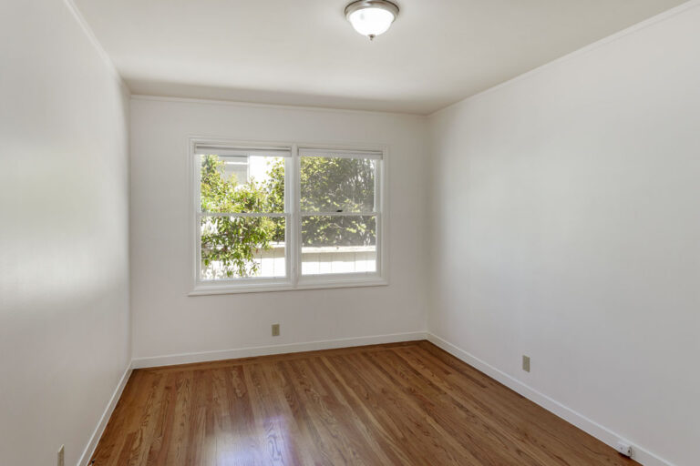 Bedroom (6)